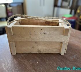 This has got to be the prettiest way to use a spare crate (hands down!)