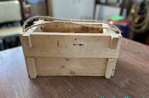 This has got to be the prettiest way to use a spare crate (hands down!)