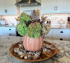 DIY Pumpkin Floral Arrangement Centerpiece