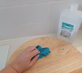 Keep cutting boards bacteria-free with this simple sanitizing method