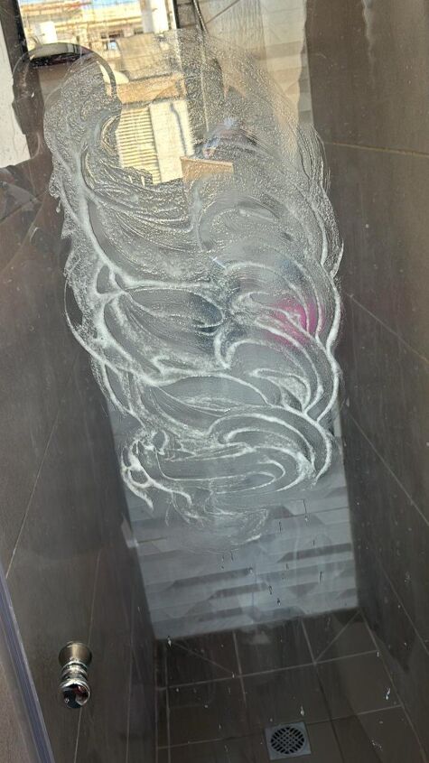 Let the solution work its magic on the toughest stains