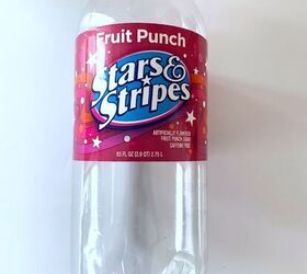Instead of tossing that old soda bottle, rub Vaseline on it for this creative and enjoyable idea