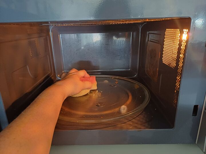 DIY dish soap sponges for scrubbing grease