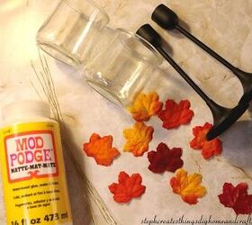 Save two glass jars for this gorgeous fall idea