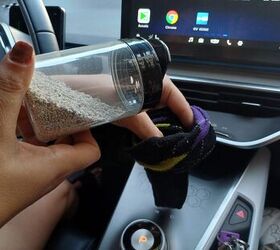 A simple way to absorb excess moisture in your car