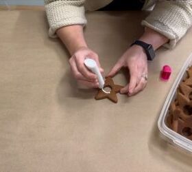 How to make a Christmas candle with cookies
