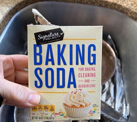 Put the shine and sparkle back in your silver with this easy baking soda trick