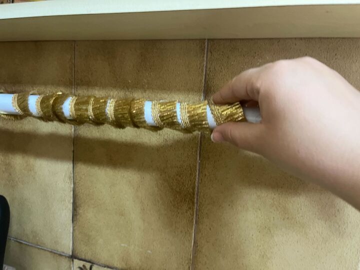 Under cabinet Christmas decor idea