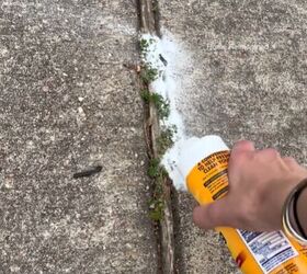 This clever, 2-minute trick starts with sprinkling baking soda on your driveway