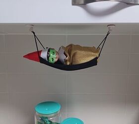 Your elf on the shelf silly and stylish hammock setup is ready!