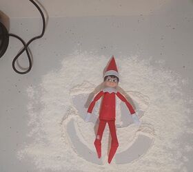 An Elf on the Shelf Snow Angel:  Step-by-Step Guide