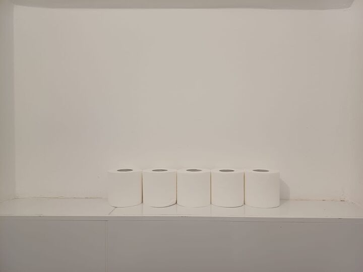 How to make a Christmas tree with toilet paper rolls