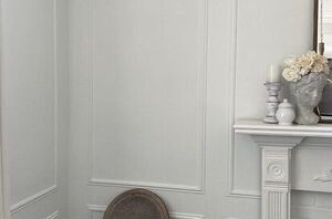 Inspired by the molding on her wall, this woman made the prettiest decor for Christmas