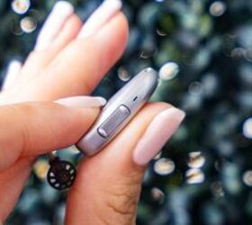 The Tiny Hearing Device that Turns Noise Into Clarity!