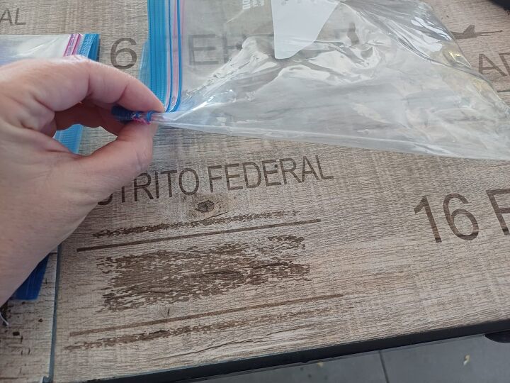 How to customize the size of storage bags