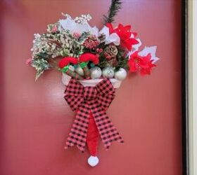 How Do You Make 3D Door Decorations for Christmas?