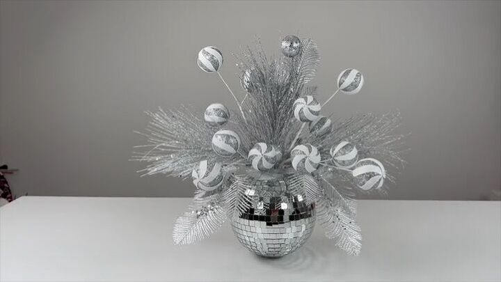 what are your go to new years eve decoration ideas for tables
