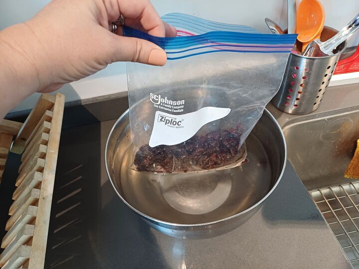 Use water pressure to vacuum seal food without expensive equipment