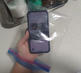 DIY ziplock bag phone protector