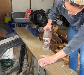 diy scalloped shelf with hooks, Use a jigsaw to cut out scallop edge