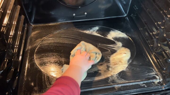 homemade oven cleaner