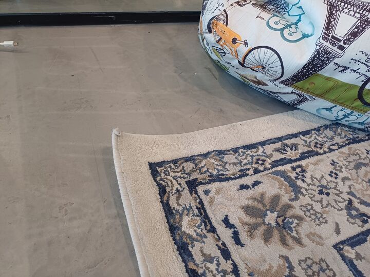 How to Flatten Rug Corners With Ice: The DIY Trick You Need to Try ...