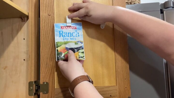 DIY solutions for seasoning packet storage