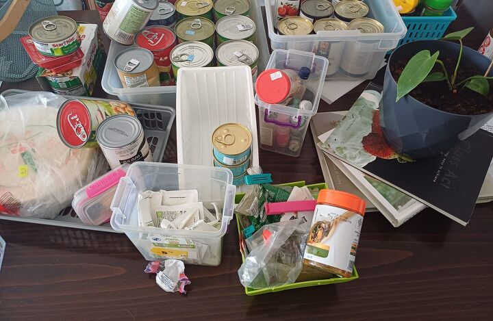 Quick fixes for messy pantry