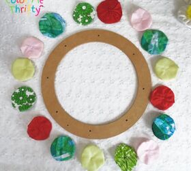 diy yoyo wreath with yoyo flowers, using mdf wreath frame to create quick and easy diy wreath