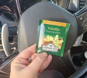 Make your car smell fresh with this DIY air freshener!