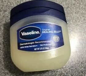 If you haven't seen this genius Vaseline hack Marilyn Monroe used to do, prepare to be amazed!