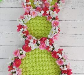 easy grapevine easter bunny wreath, Grapevine Easter Bunny wreath decorated with colorful spring flowers