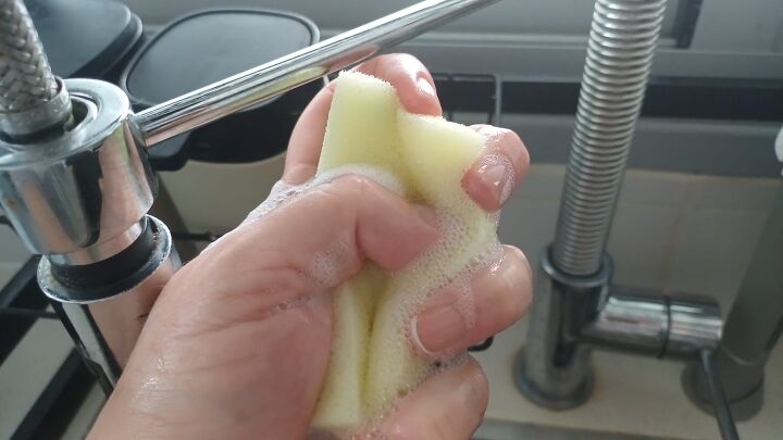 Sponge Using Kitchen 4 Clever Ways to Use Sponges in the Kitchen for Easy Cleaning | Hometalk