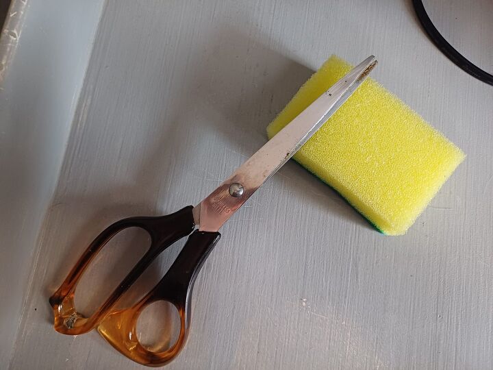 Sponge Using Kitchen 4 Clever Ways to Use Sponges in the Kitchen for Easy Cleaning | Hometalk