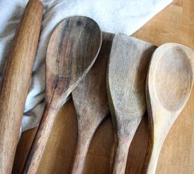 The EASY 2-ingredient solution for bringing worn-out wood utensils back to life