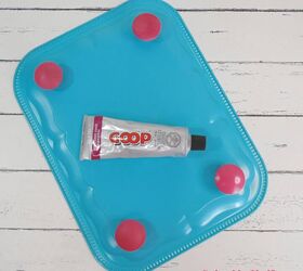 easy diy thrift store tray makeover, sprayed painted wooden knobs glued onto bottom of tray