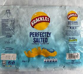 The wild way this traveler used an empty chip bag when she returned home