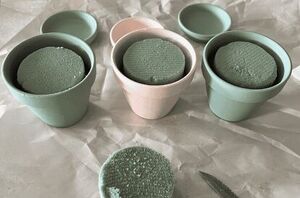 This has got to be the CUTEST way to dress up your porch this weekend