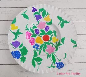 vintage embossed aluminum tray makeover, continuing to paint in the leaves and florals tray with oil paint pens