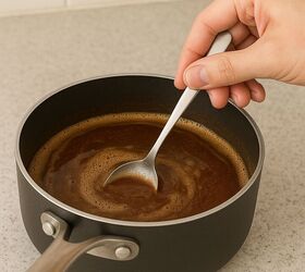 DIY cinnamon spray for plants — helps prevent mold and fungal issues.