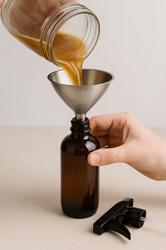 Treating moldy leaves with an all-natural cinnamon spray solution