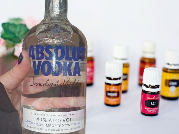 How to make a signature scent for your home with essential oils