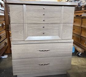 We seriously had no idea this outdated chest of drawers could end up this modern looking