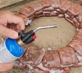 Building a circular garden bed with concrete pavers