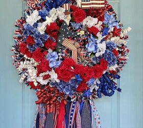 How to Make This Big, Patriotic Wreath for Your Front Door!