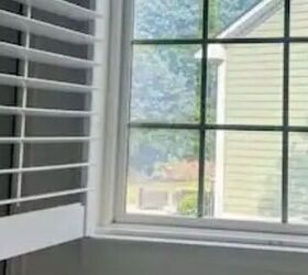 How she brought more privacy to her bathroom without losing the light