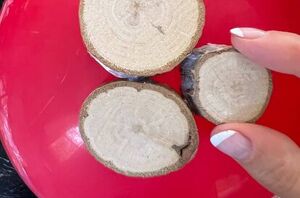 You're going to need a balloon for this surprisingly stunning decor idea