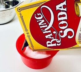 Put baking soda in your toilet for this super simple trick
