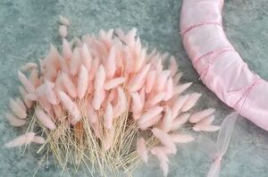 This has got to be one of the most unique summer wreath ideas we've ever seen