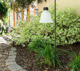 Simple and Cheap DIY Garden Lighting for Cozy Evenings